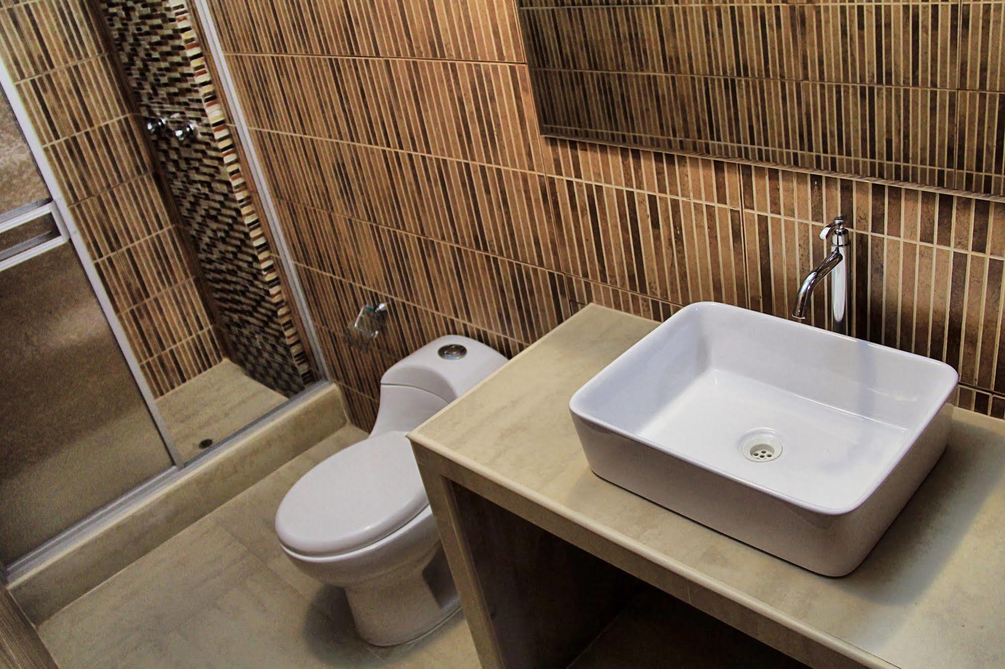 Villa Real Hotel & Suites Chiclayo Zewnętrze zdjęcie